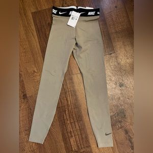 Women’s Nike Leggings